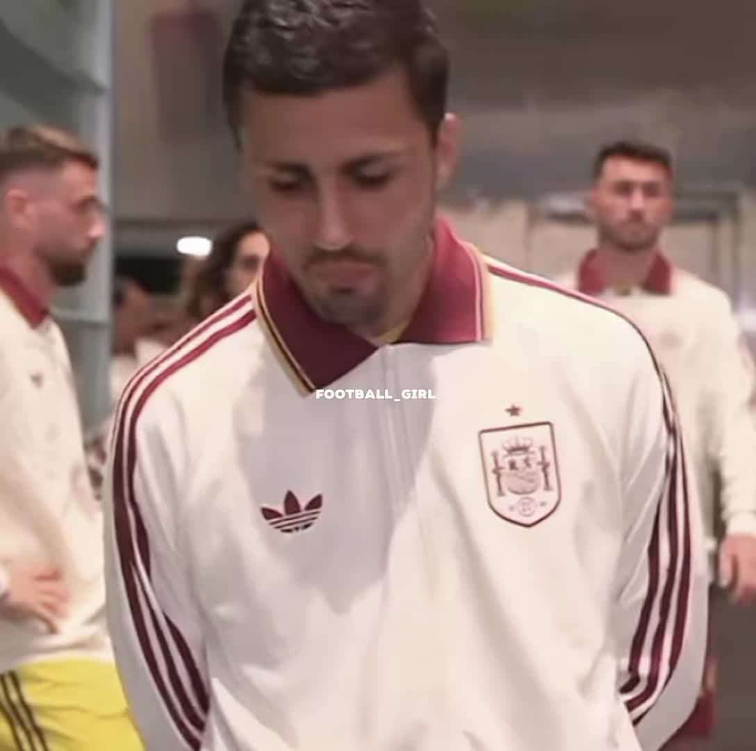 @ꜰᴏᴏᴛʙᴀʟʟ_ɢɪʀʟ 🇸🇾💚