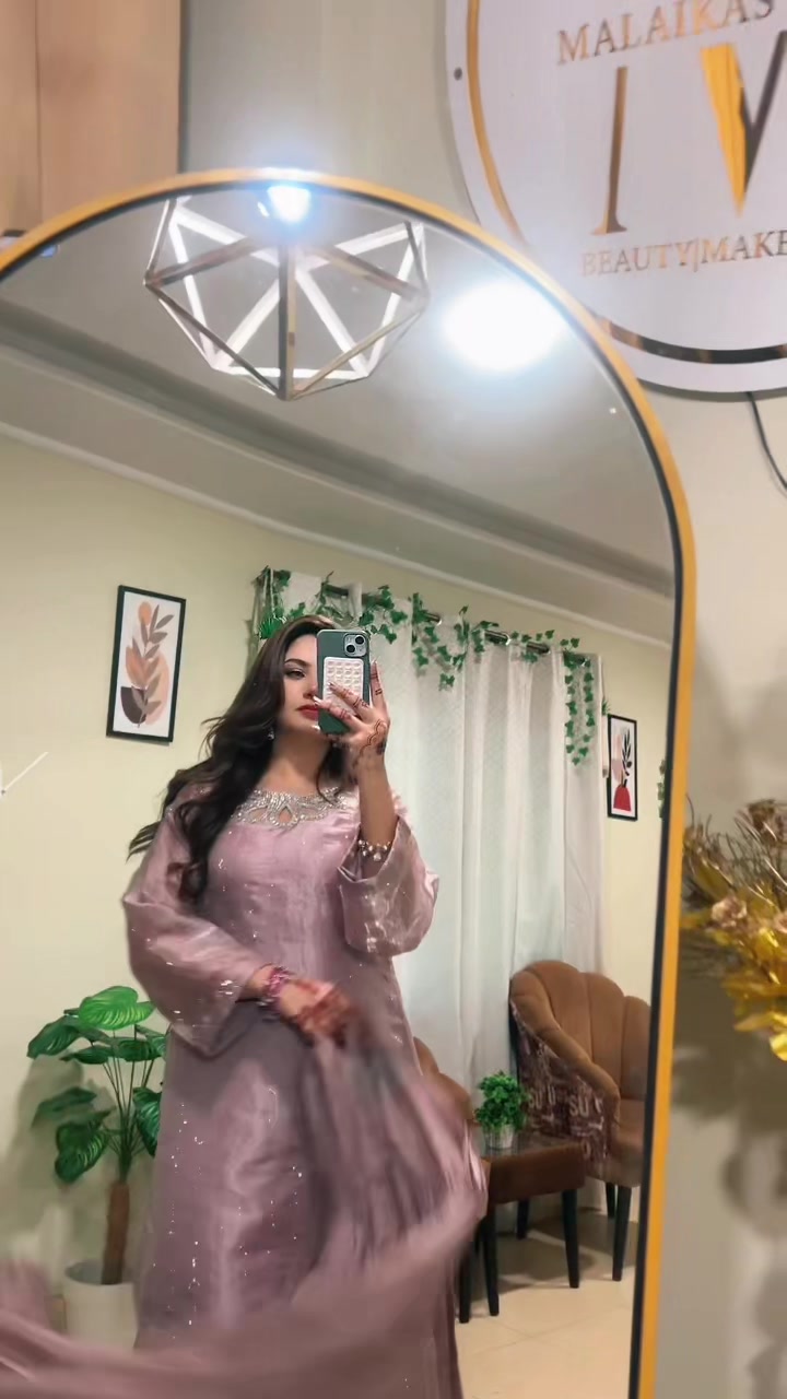 @Malaika