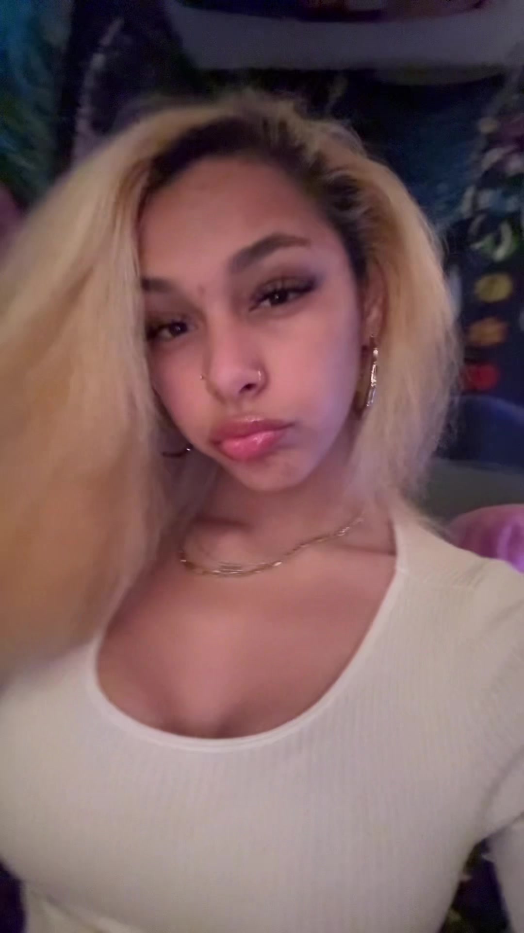 @<3