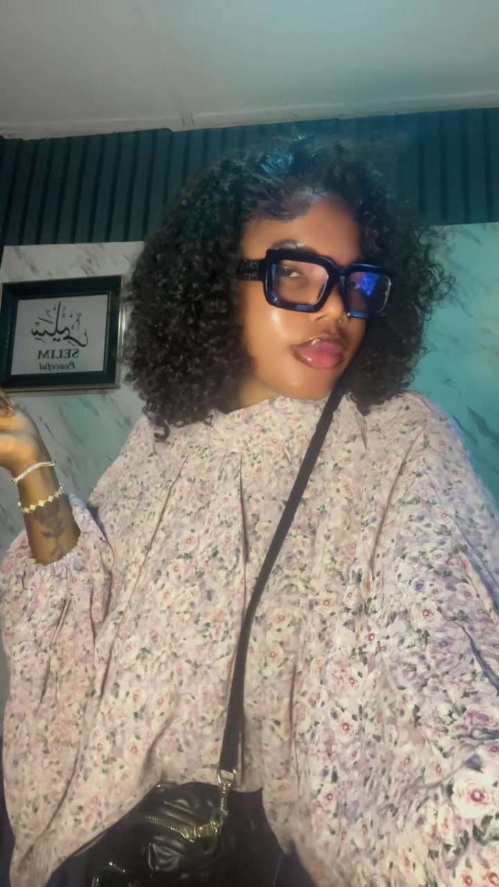@DAMILOLA🦋