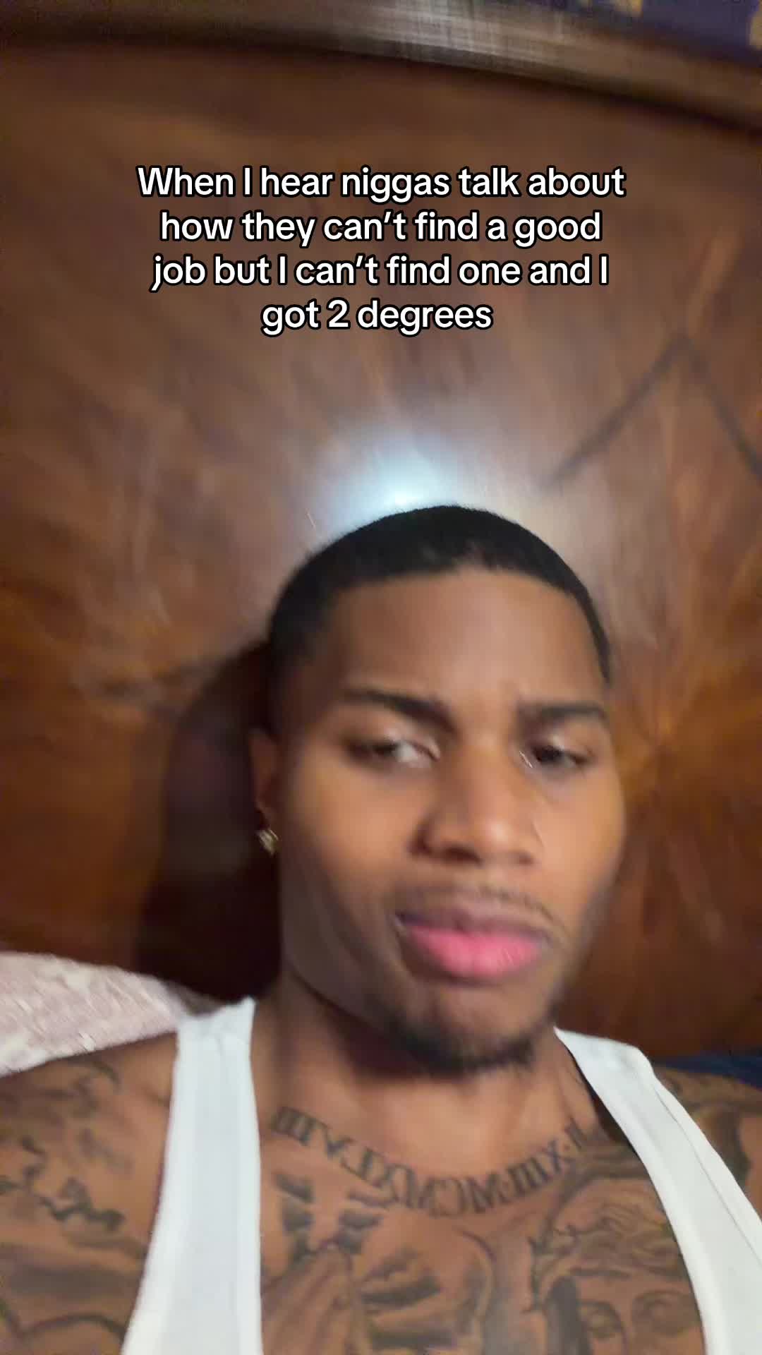 @_deewho