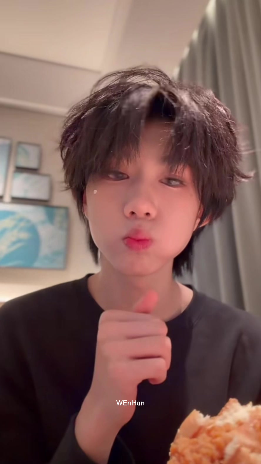 @文涵 • wenhan ᥫ᭡