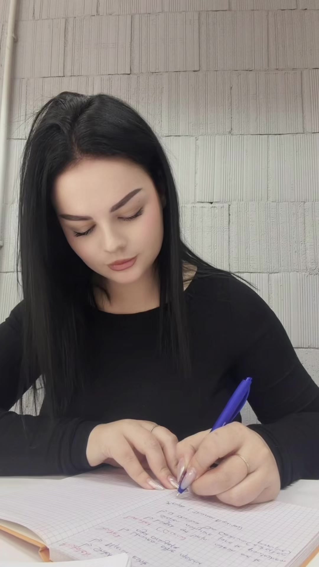 @Elsaa.P