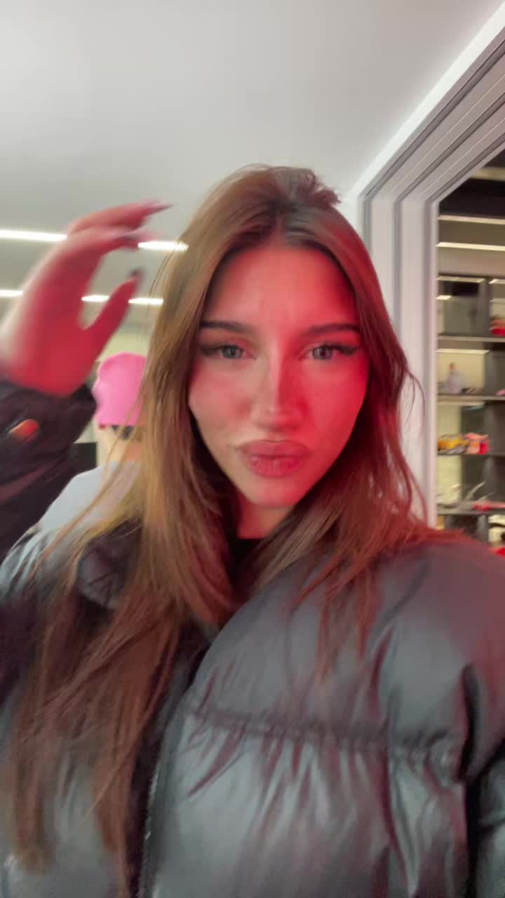 @annakxqq