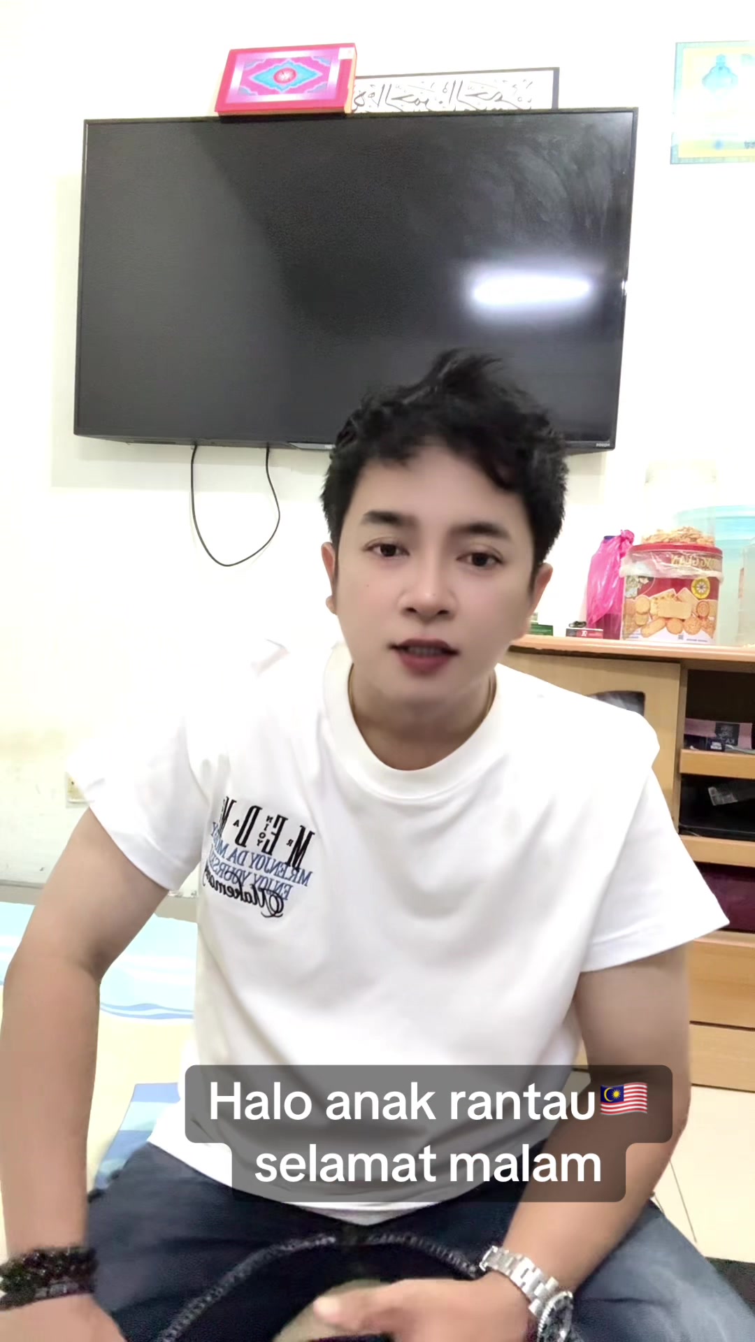 @๐ฒ๐พEross๐น๐ฑ