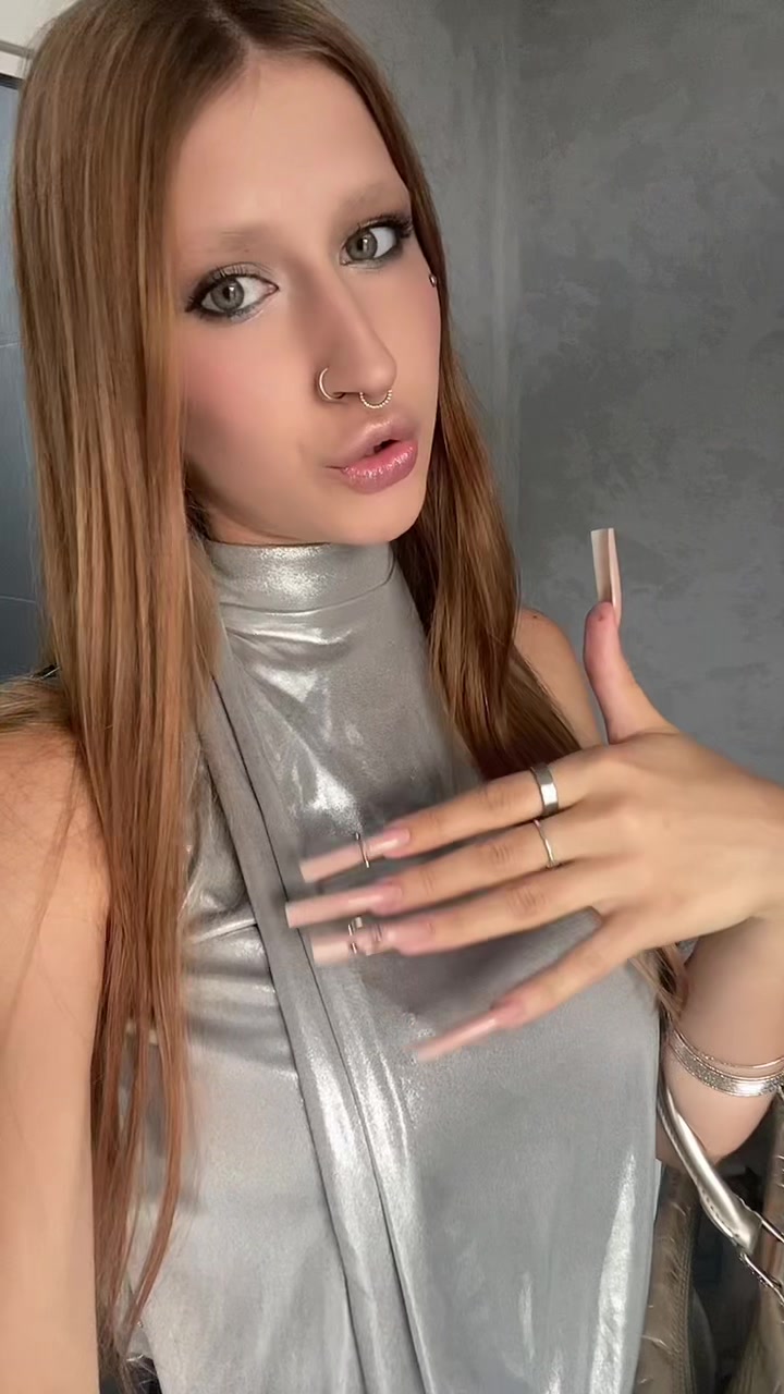 @лиза ваумяу