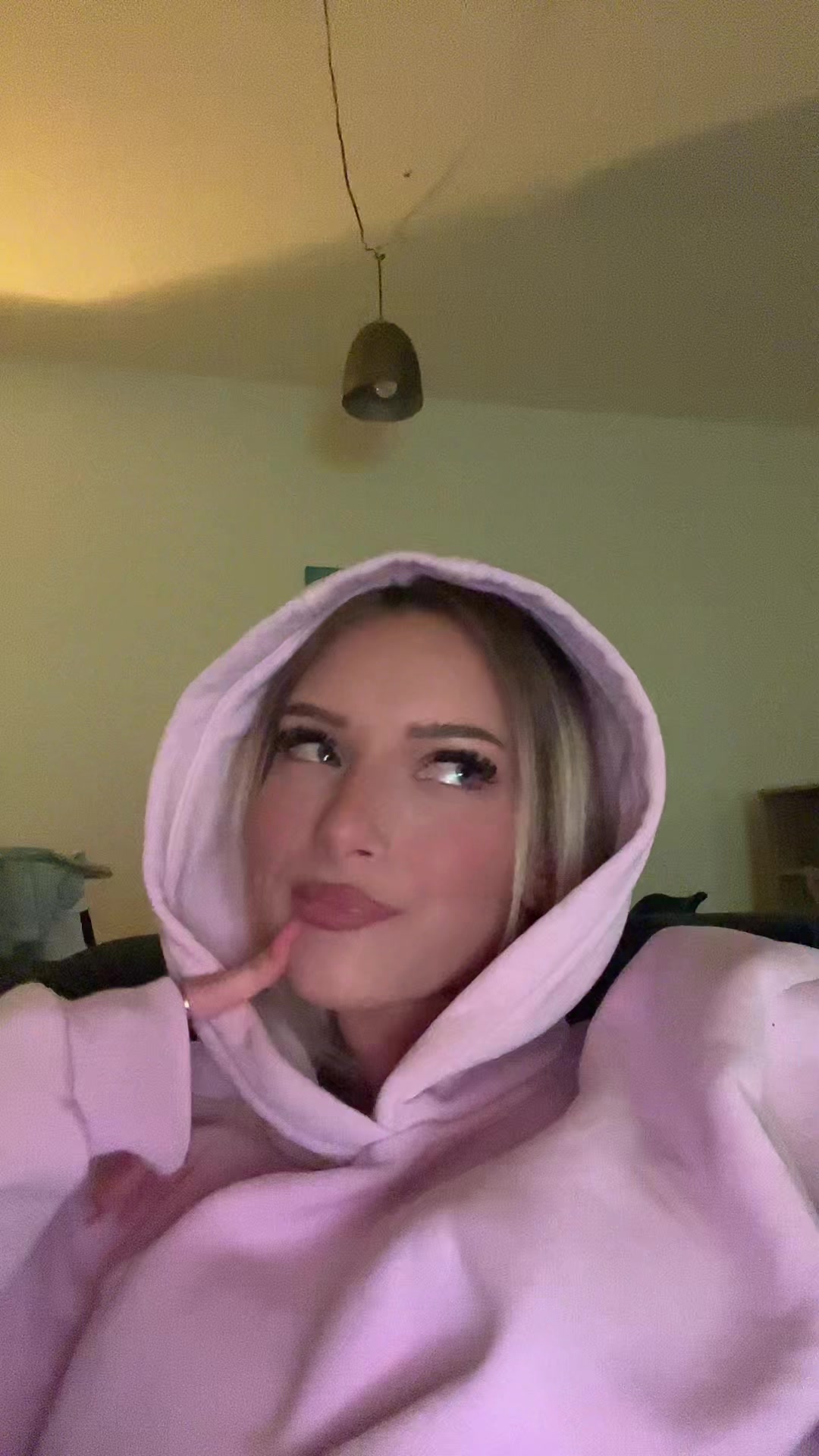 @jvstyne