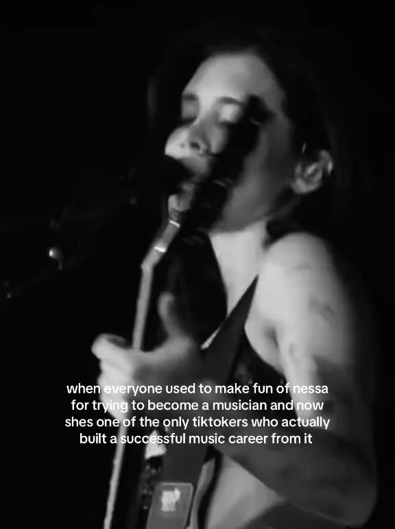@ellie