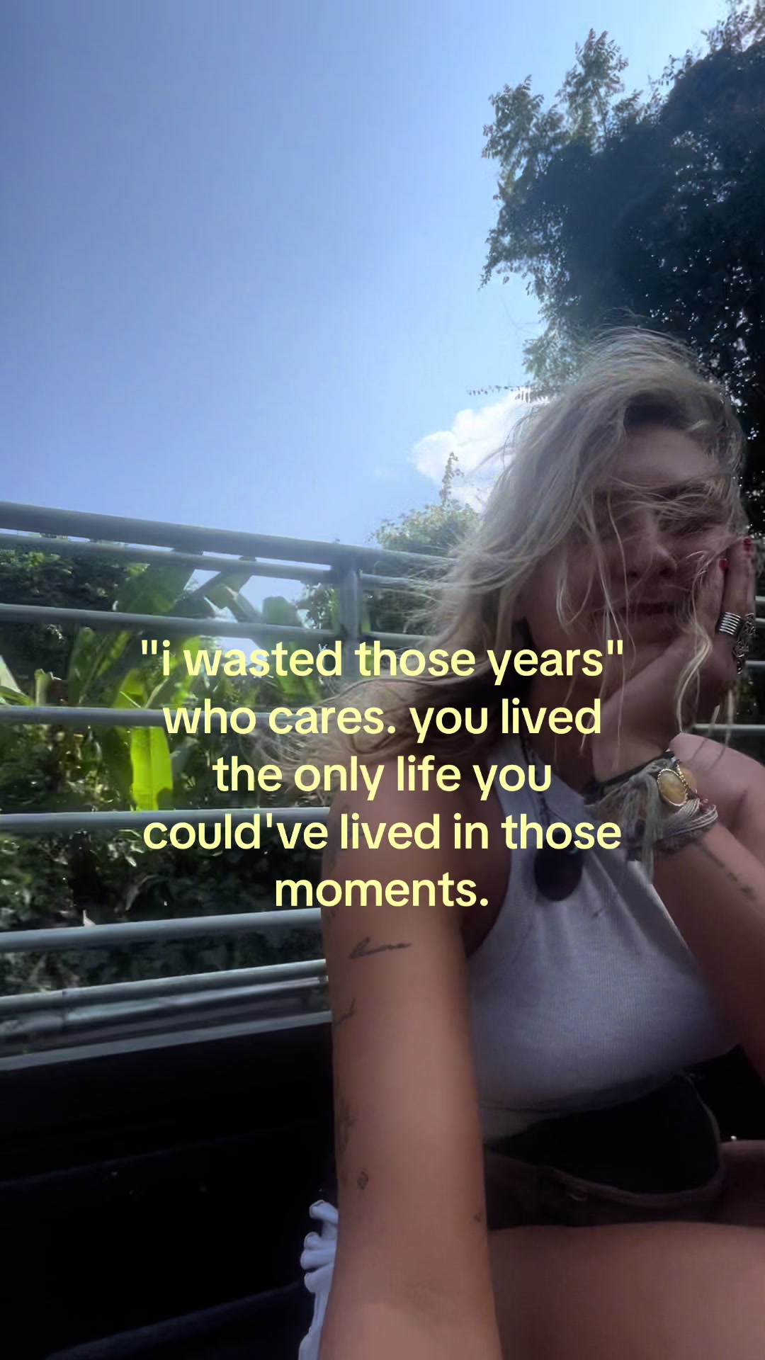 @em ☆