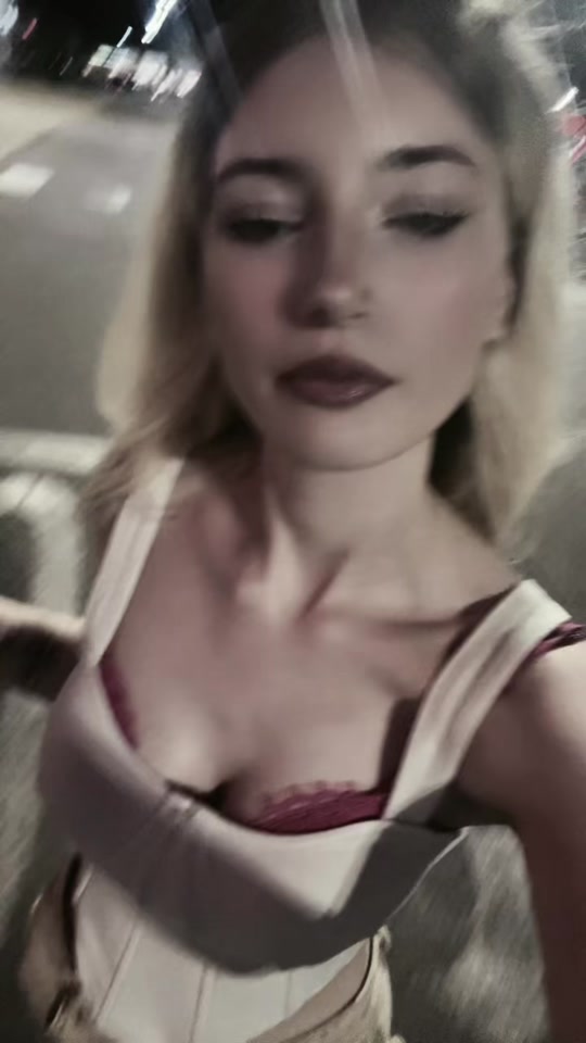 @emily242443