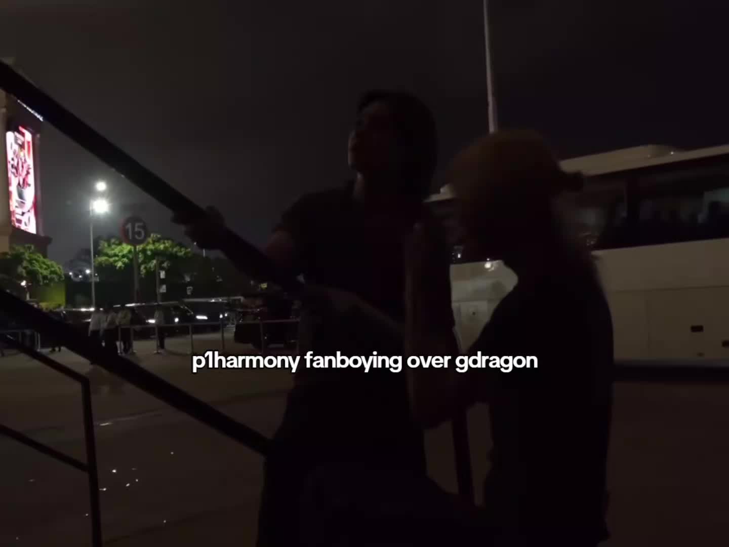 @adora🌙