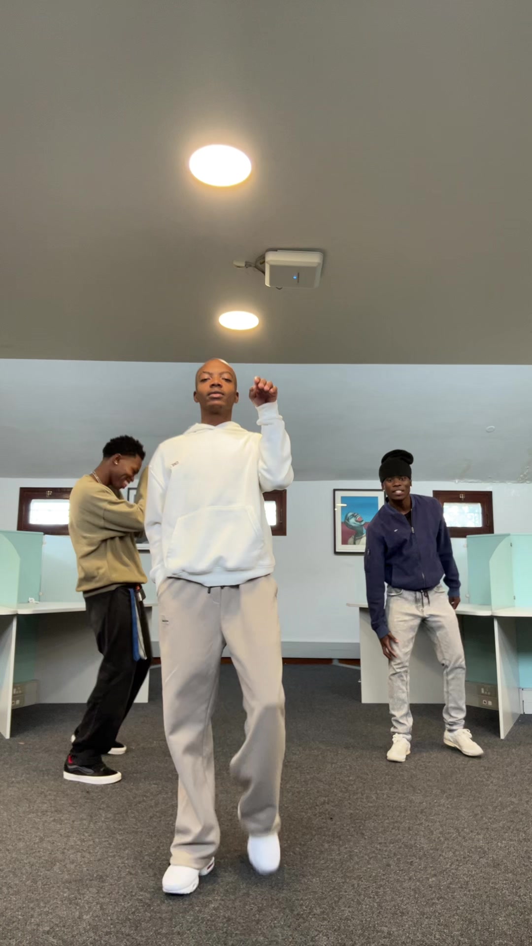 @Tatakho