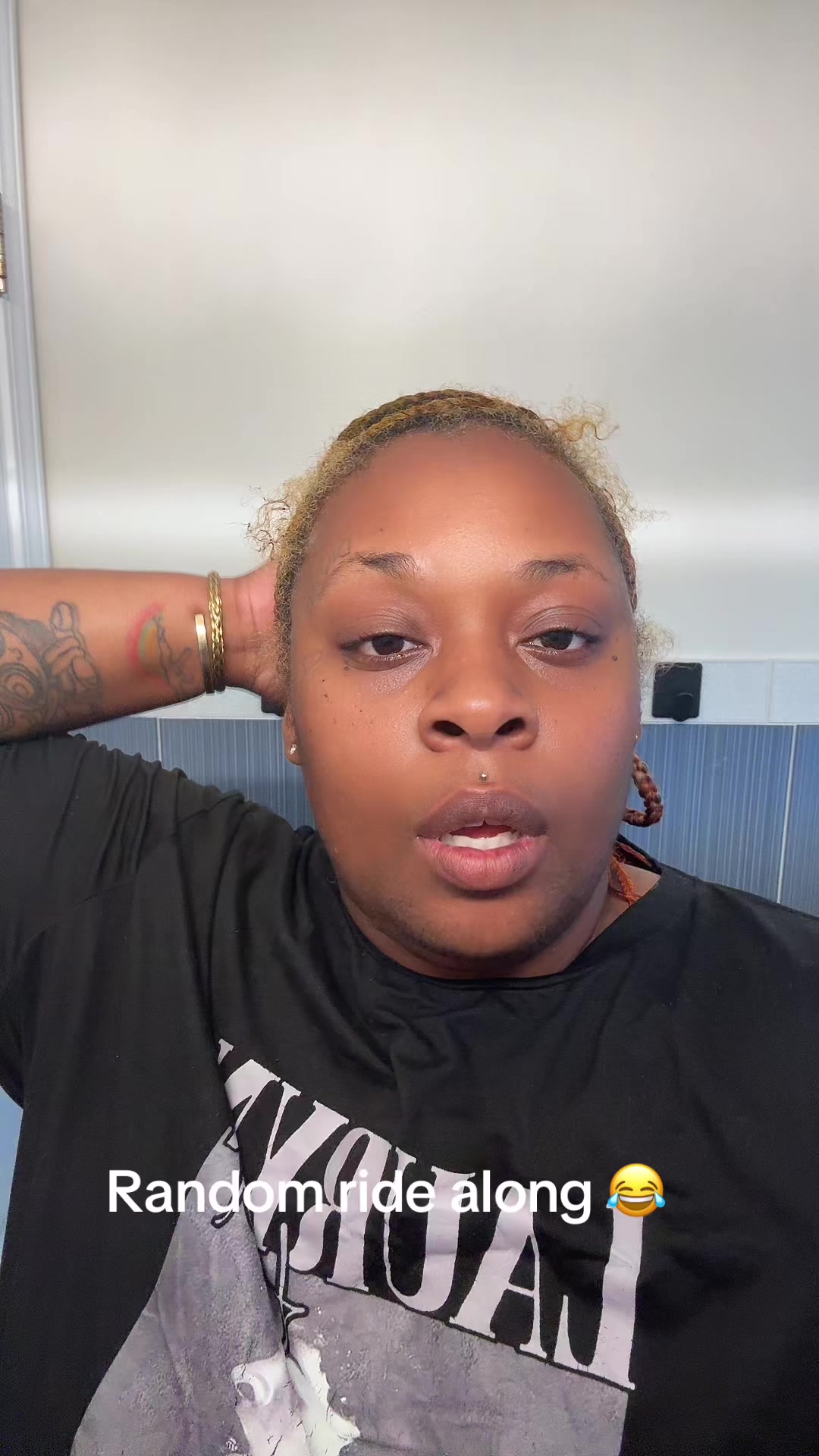 @ItsBritKNEE