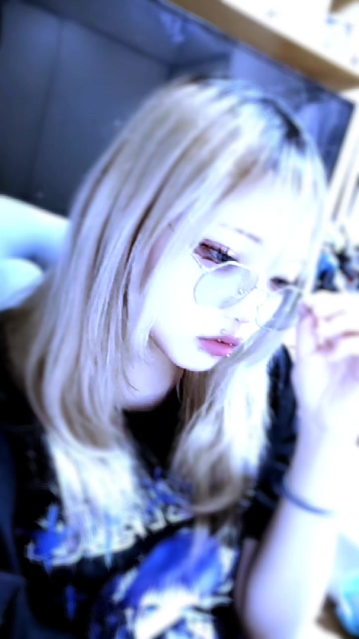 @みゅ ︎︎です . 🗑