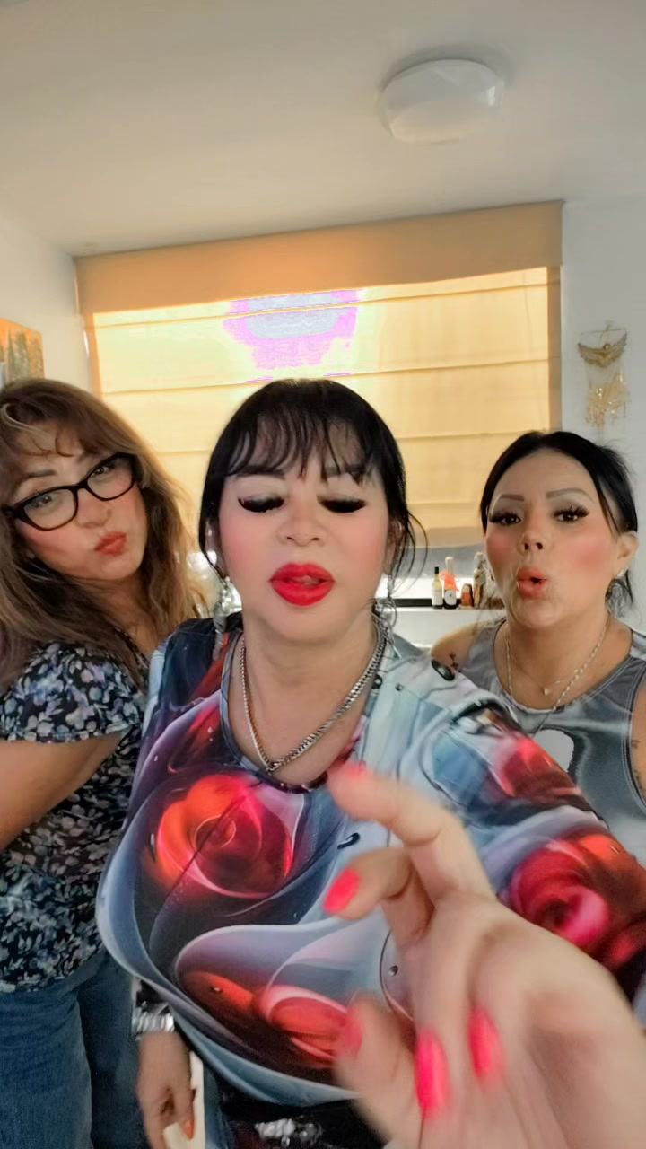 @Susy Diaz