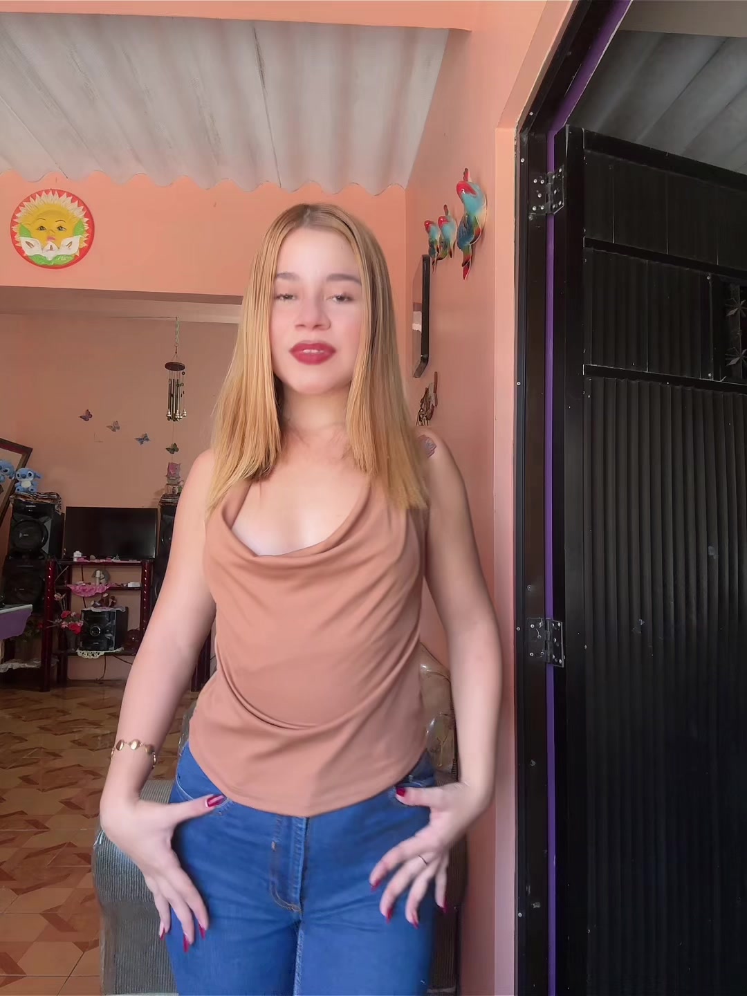 @Roxana