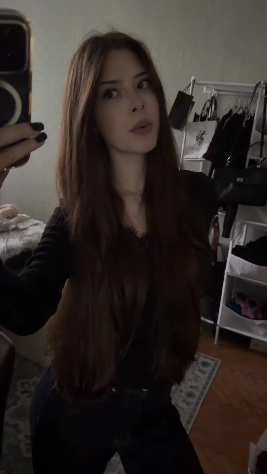 @alinq