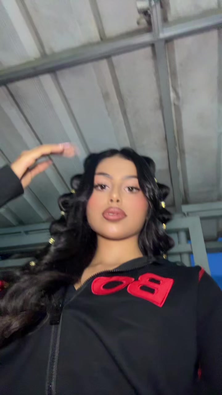 @stefaniaceron