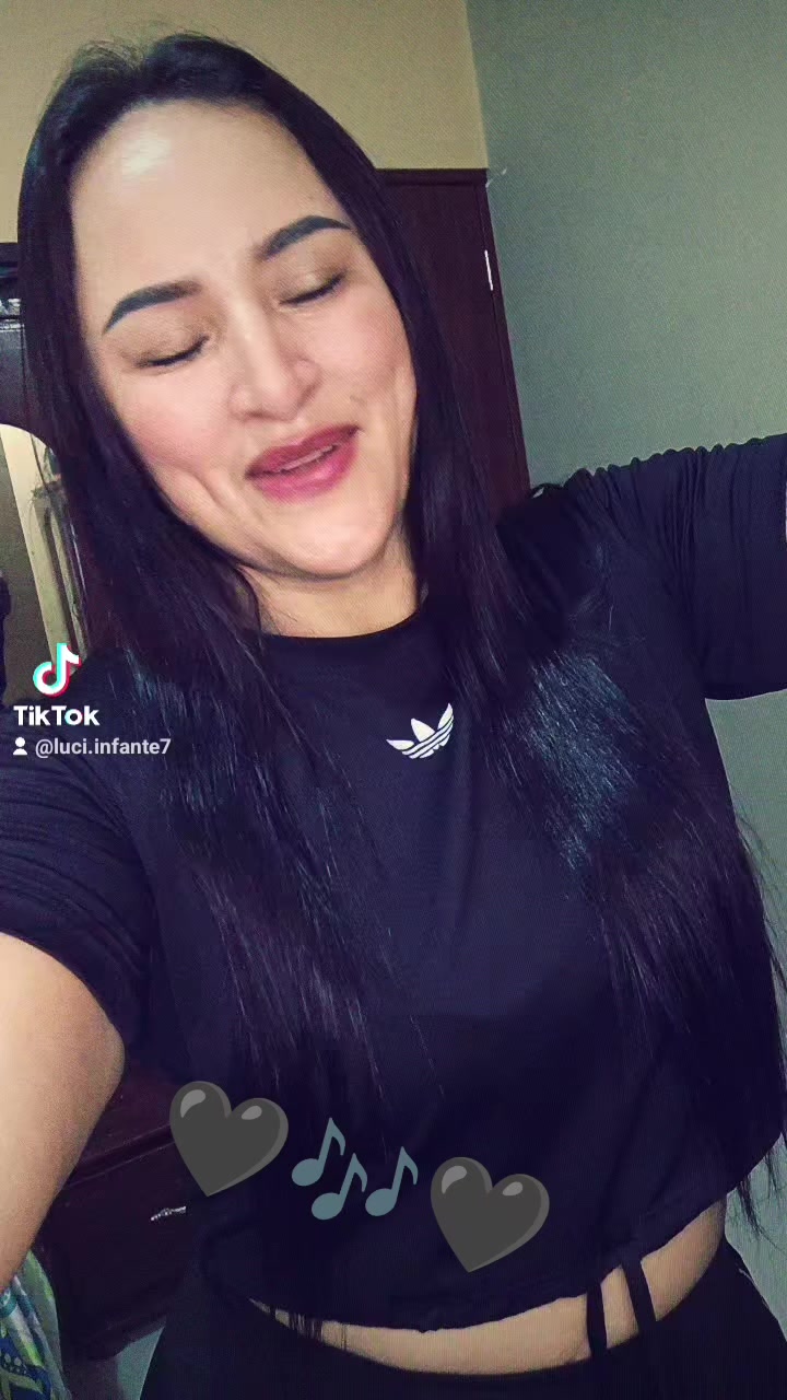 @lucesita infante🇪🇨