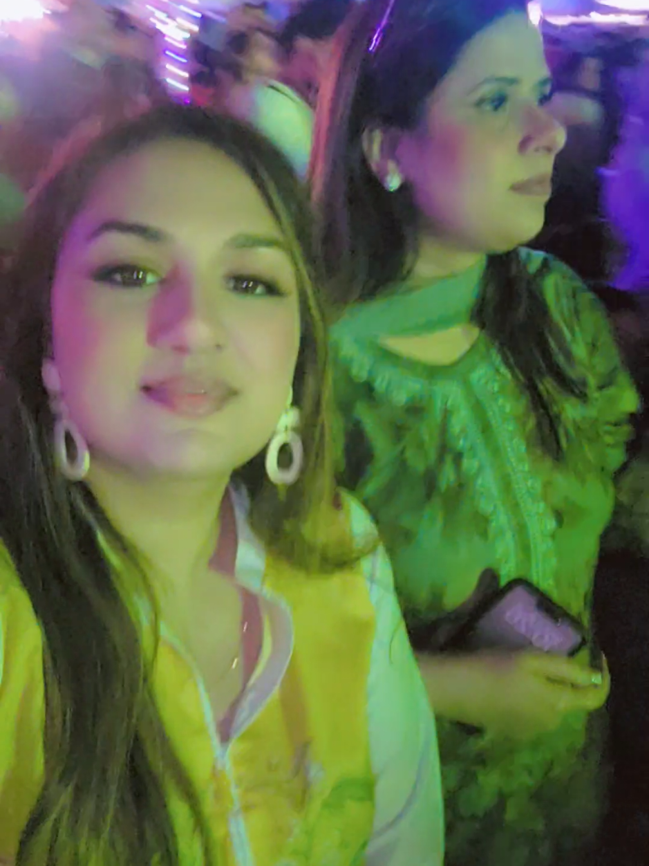 @Jiya🇨🇦