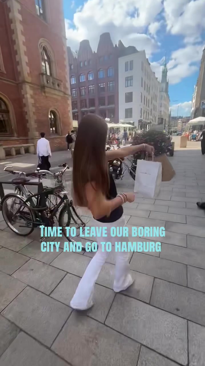 @vlogs4u๐