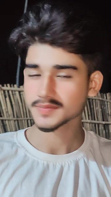 @حمزہ کہتے ہیں 😈🥷