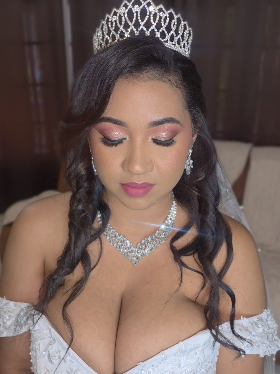 @Makeup_by_Emma