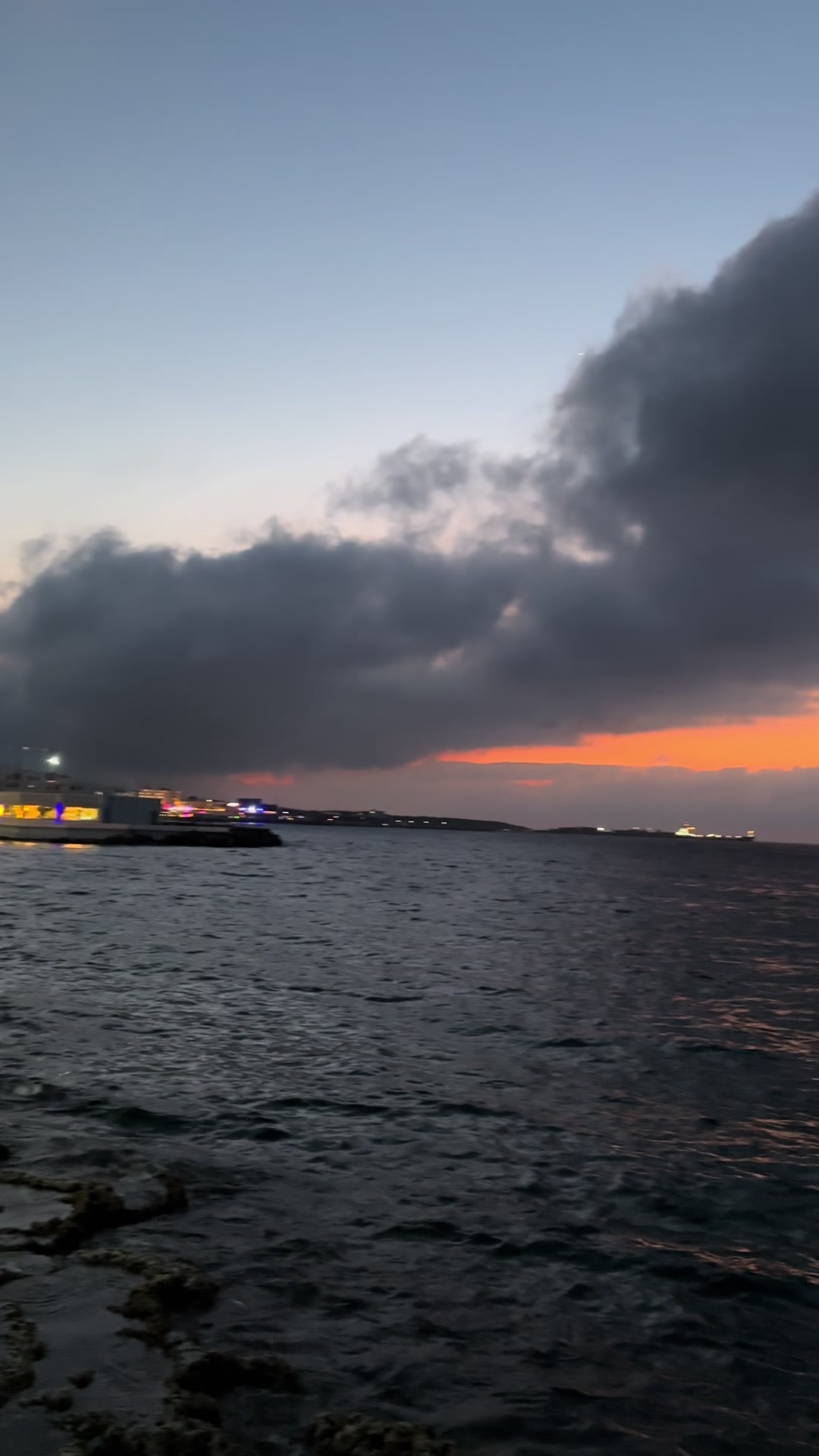 @deniz🧿🌊🐋🤍