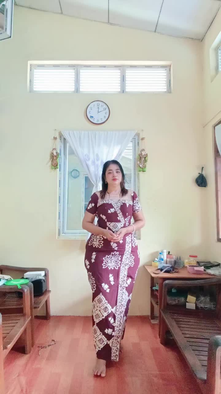 @Sandar_Thein_Official