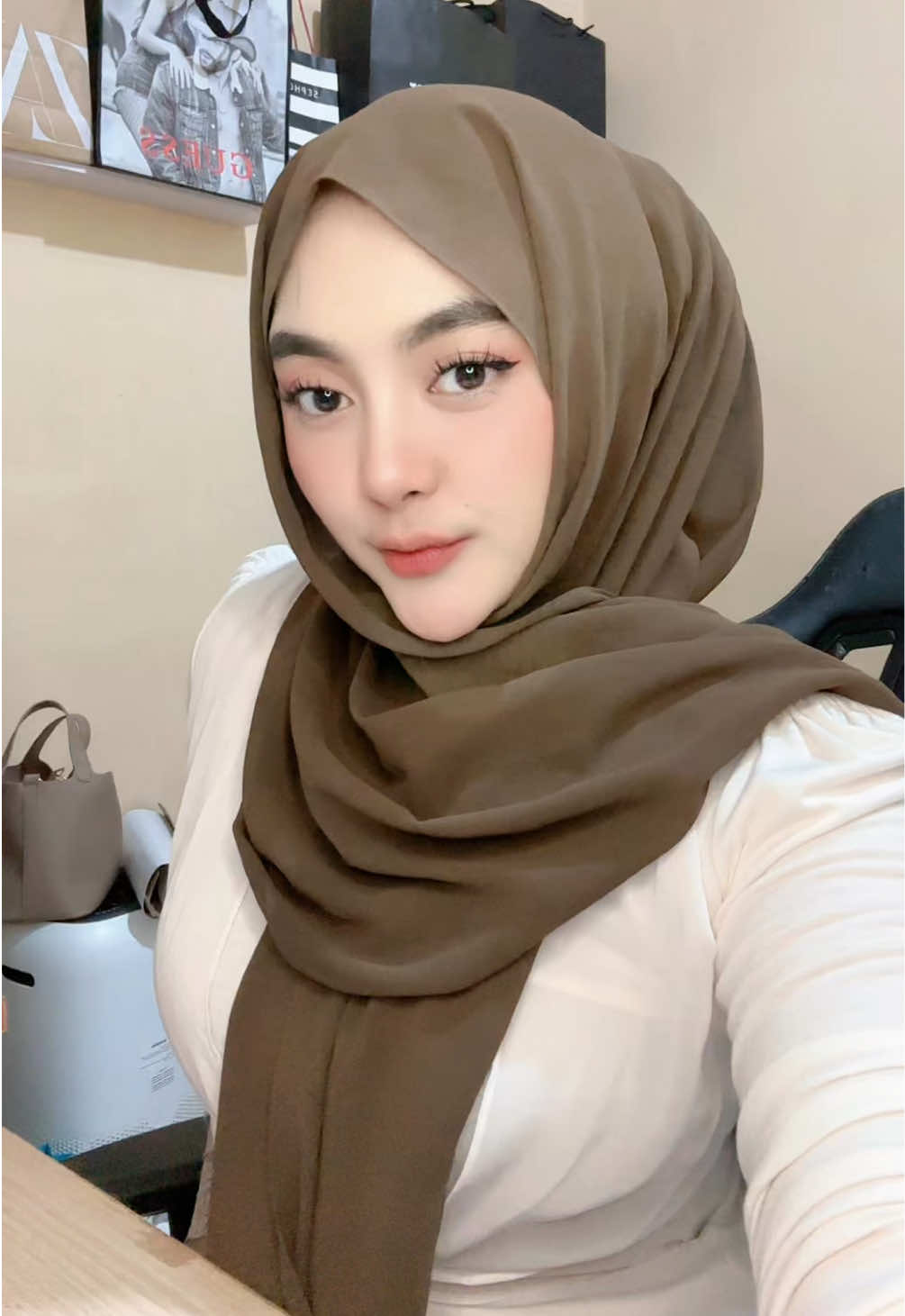 @Erikaa