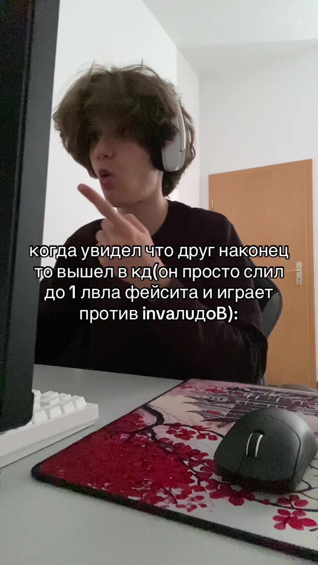 @kvins1k