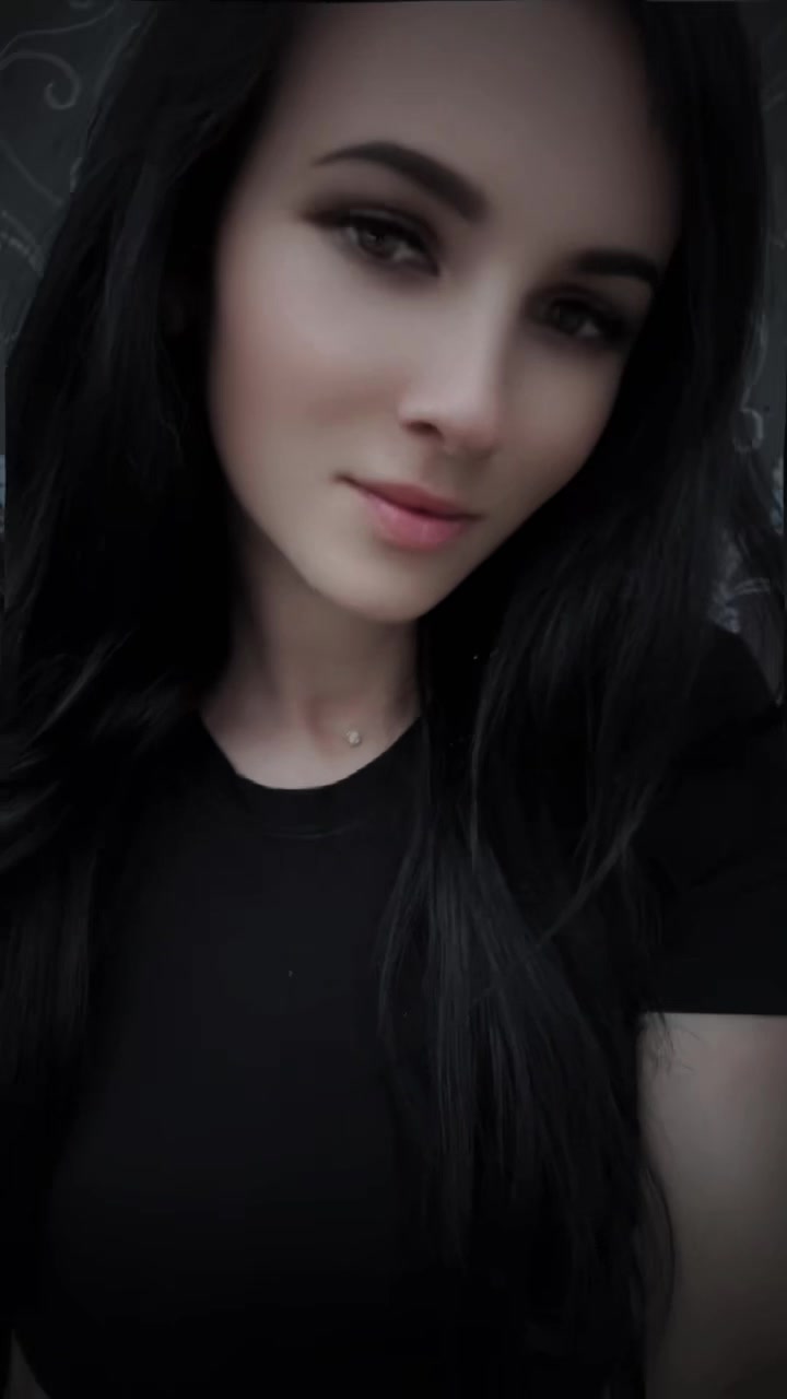 @Valintina
