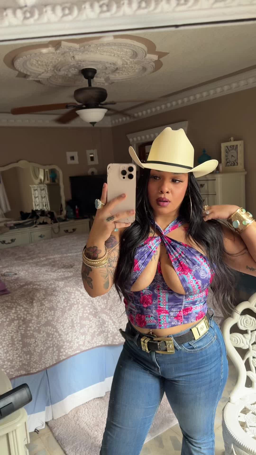 @IamMissMonaMonroe
