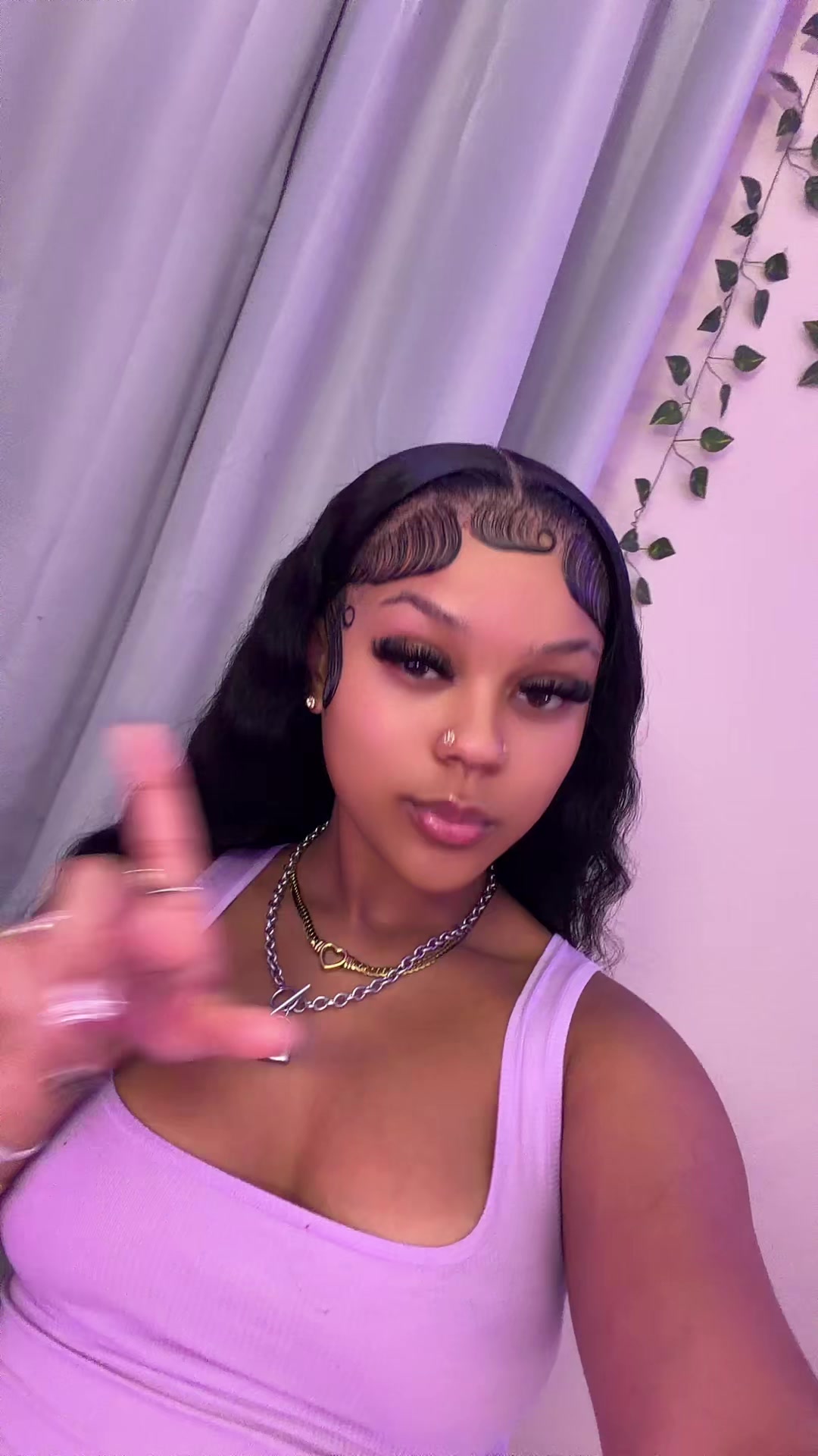 @doll .