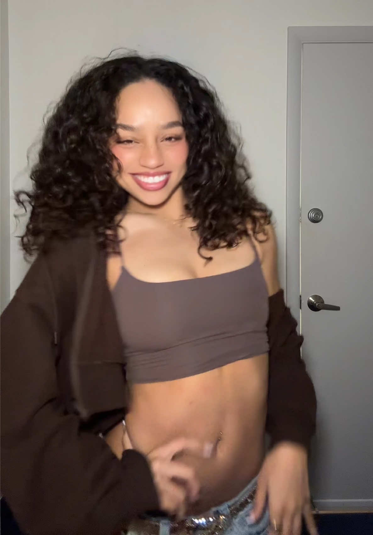 @ALONDRA ♡︎
