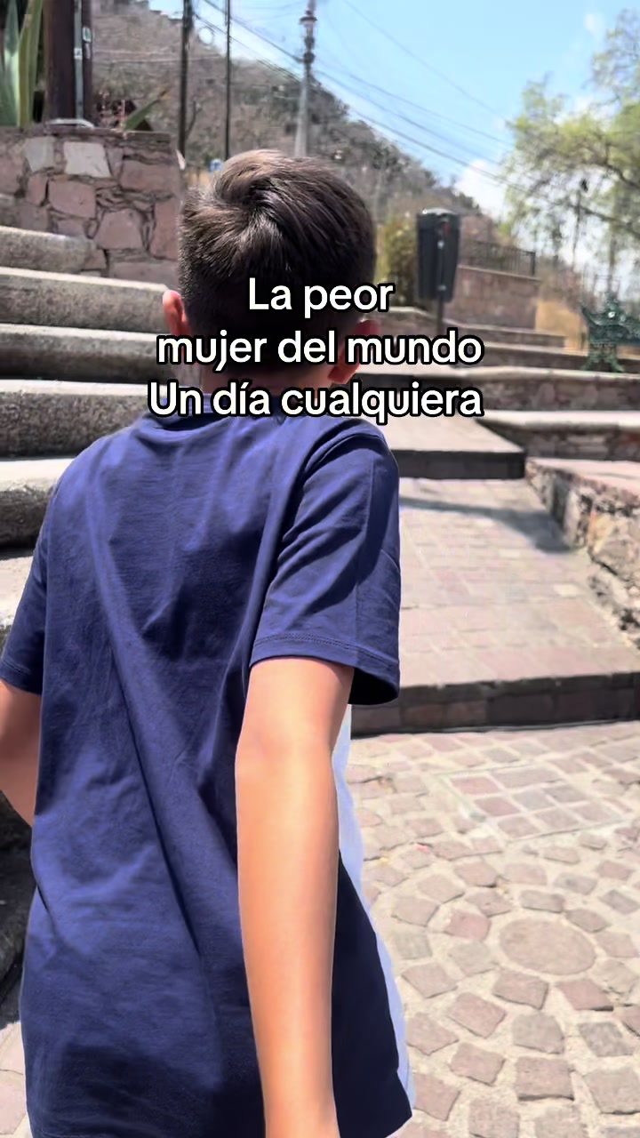 @Nayeli Edith