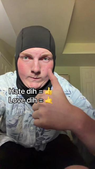 @FreakyAhCousin