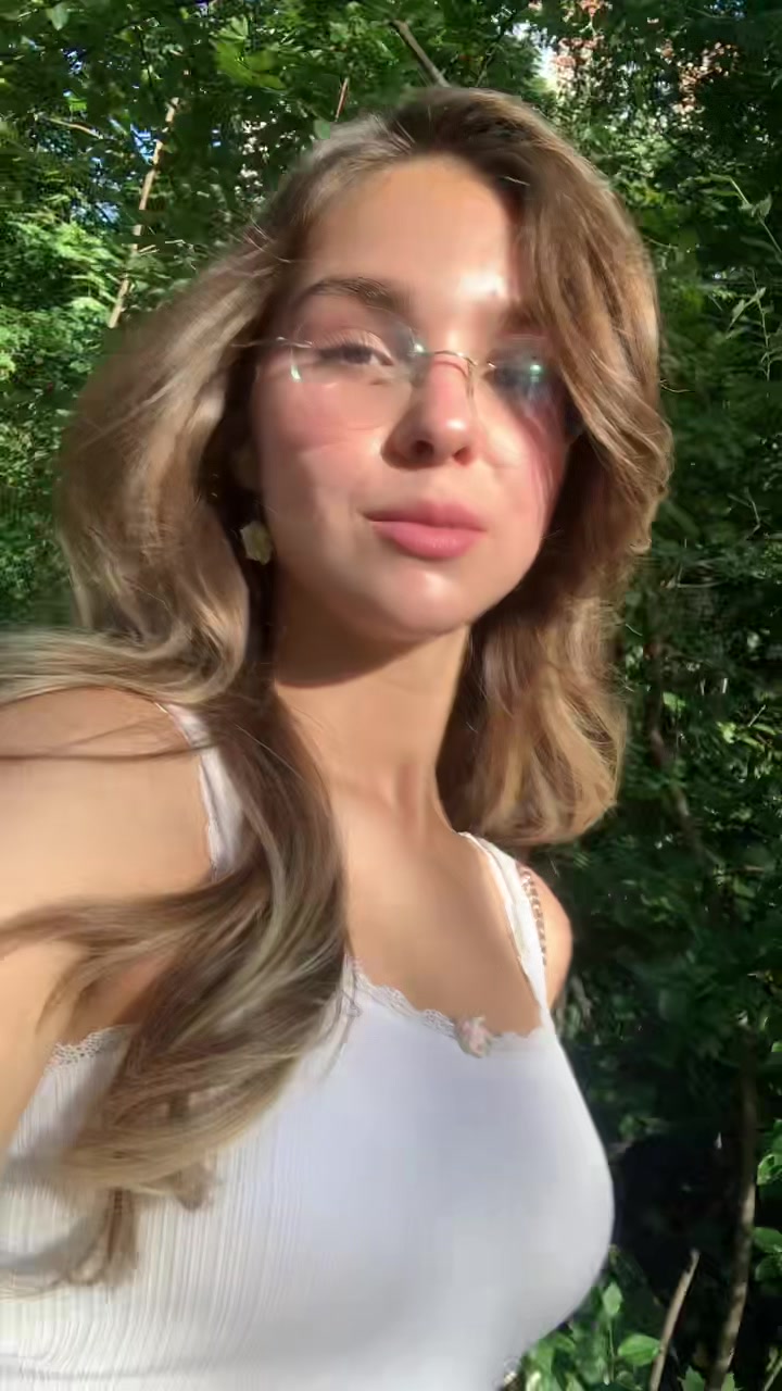 @lаura