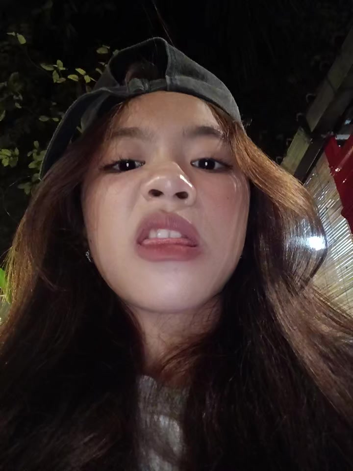 @c.