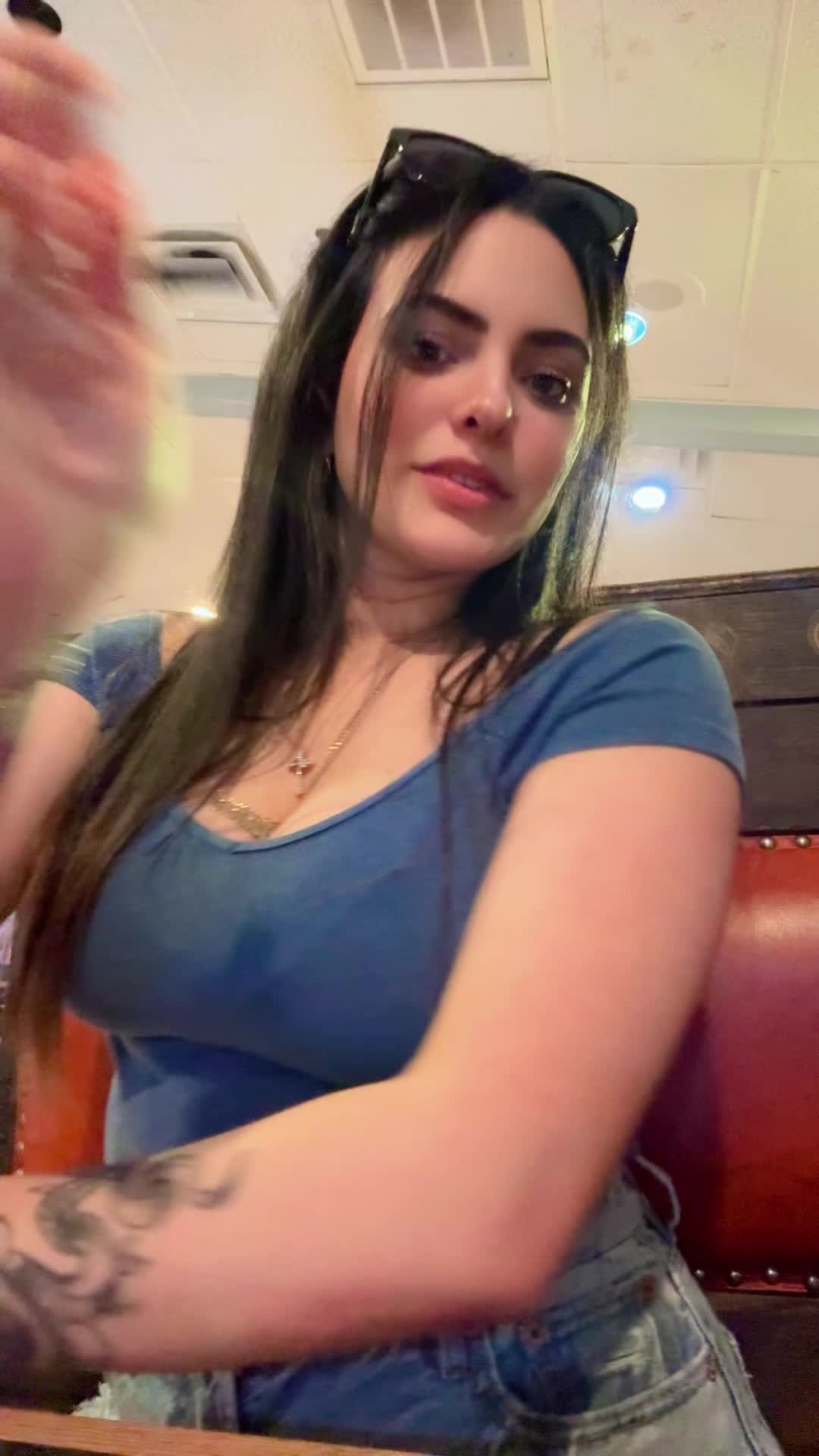 @𝑌𝑖𝑛𝑑𝑟𝑖𝑎 💋