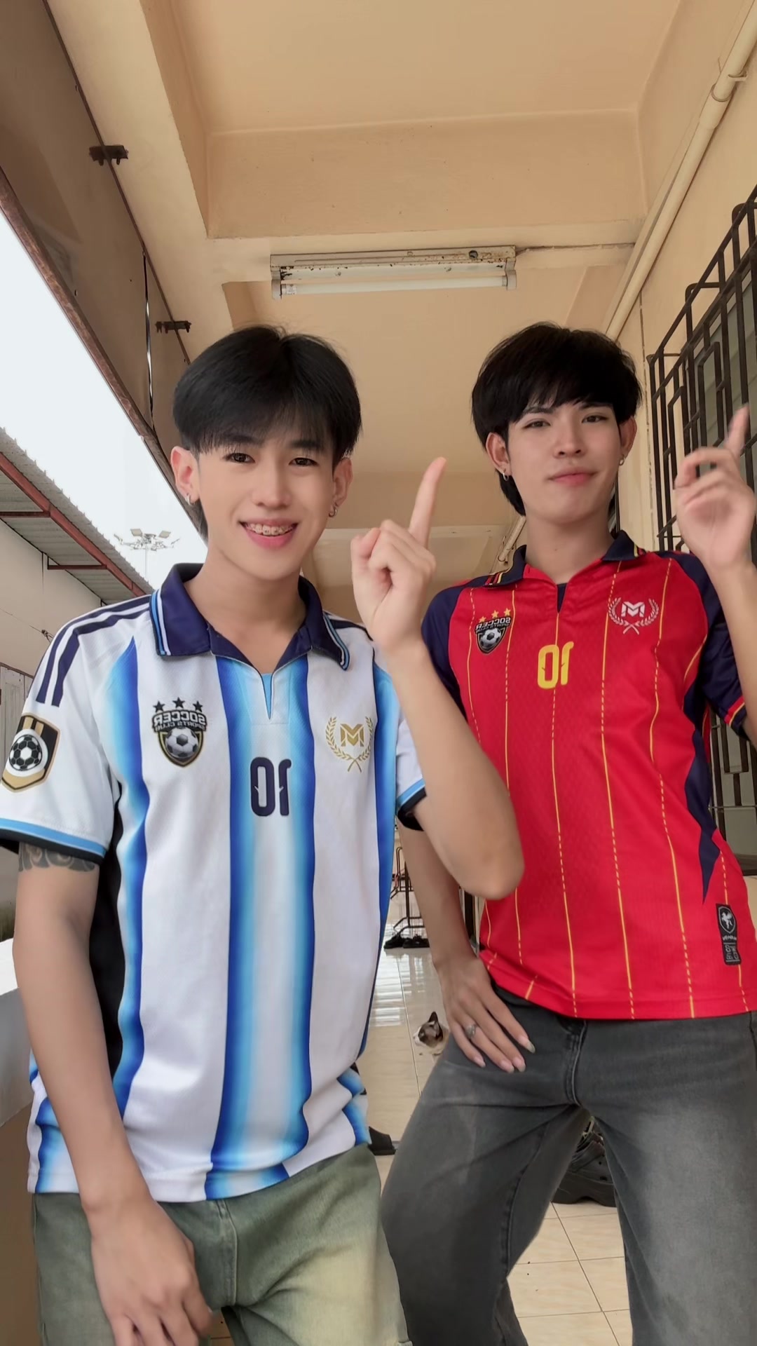 @ธีร์ธัช🅰️(5.4M)