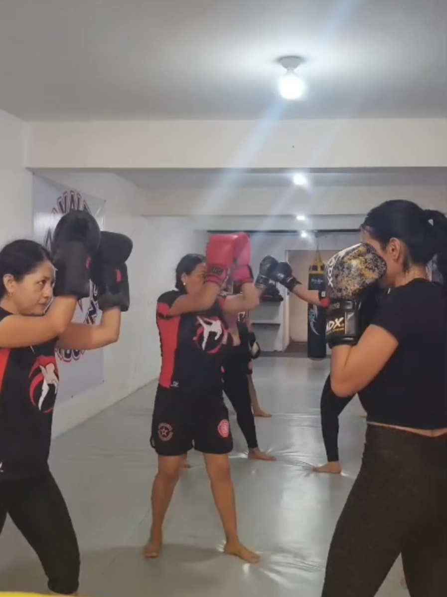 @ZavaletaKickboxing_mma