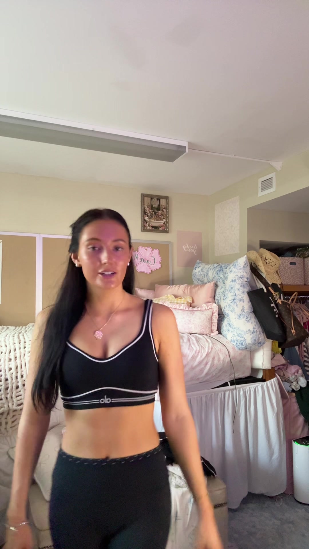 @lilly👼👼👼👼