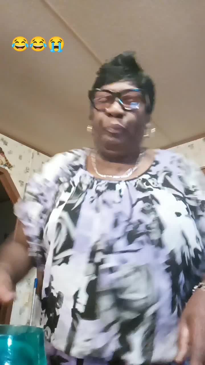 @auntee_carol4life