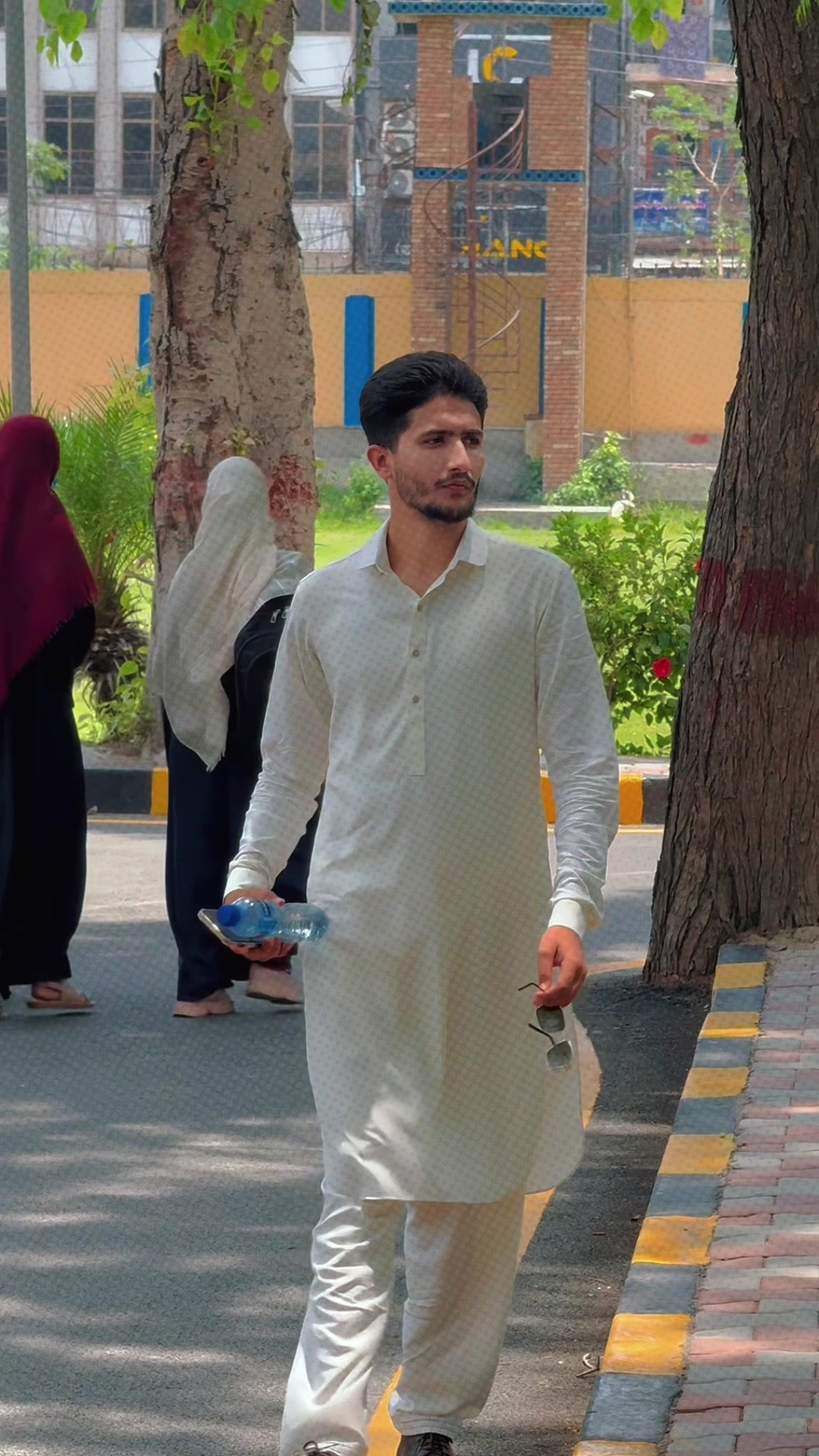 @Sardar Abdullah Bajwa 185