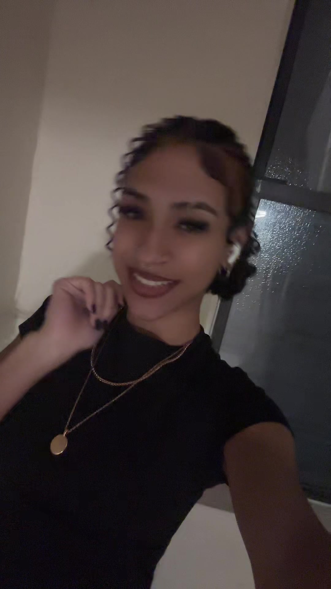 @🧛🏼♀️