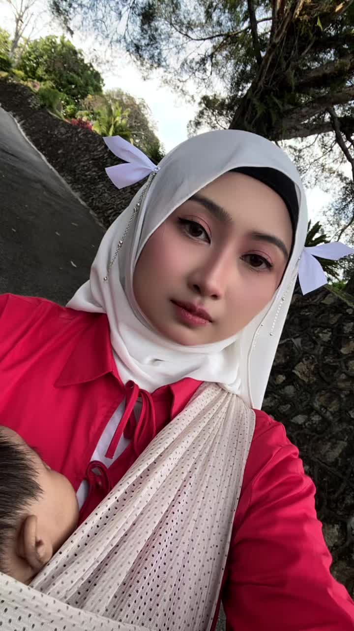 @bukanFatin