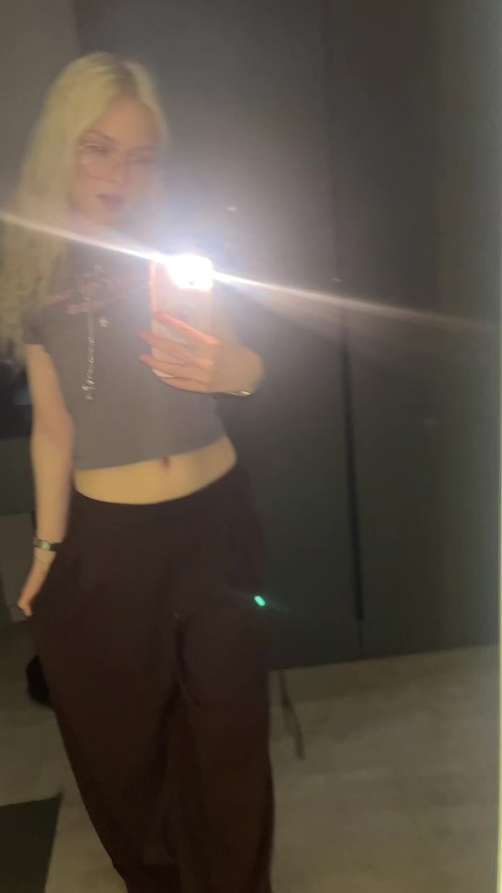 @Тгк:СОНЯ СНОВА 💋