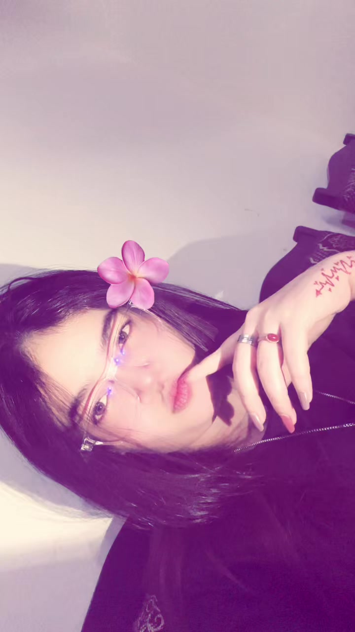 @Feri 🧚🏼&zwj;♀️🧚🏼&zwj;♀️
