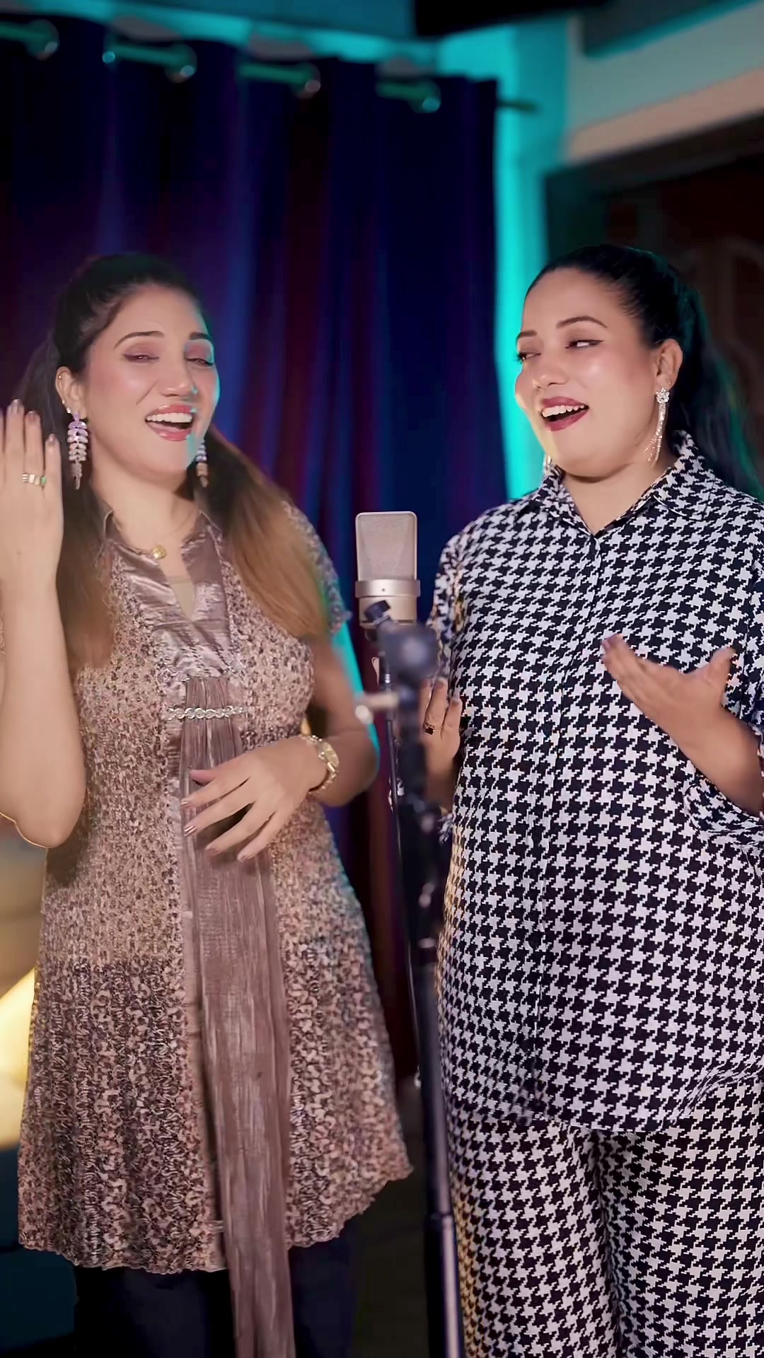@Manwa Sisters ✅